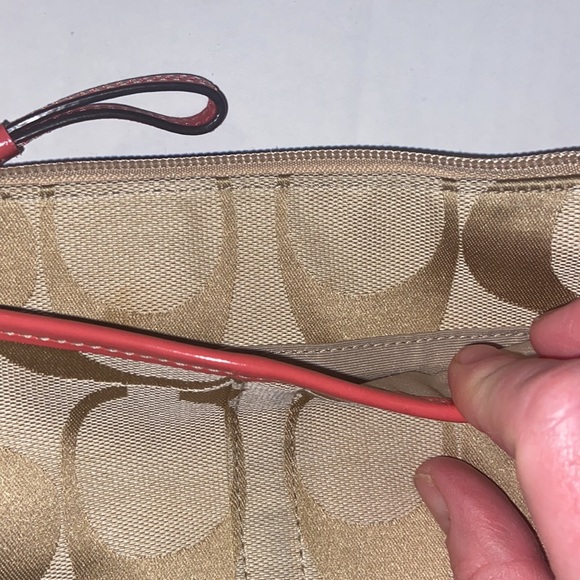 Tan and burnt orange Coach crossbody bag. - Picture 7 of 12